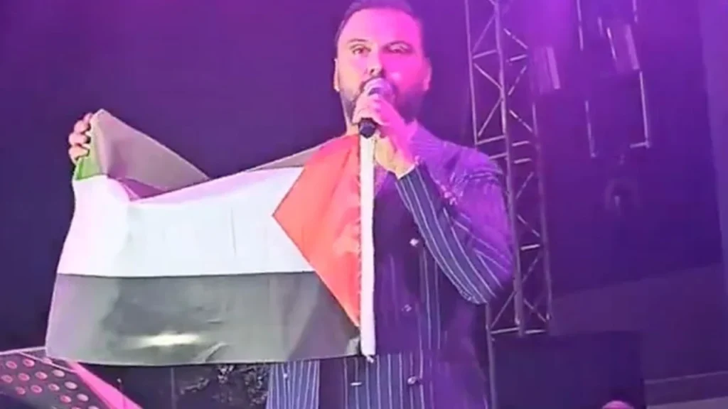 Alişan’dan Ankara konserinde Filistin’e destek