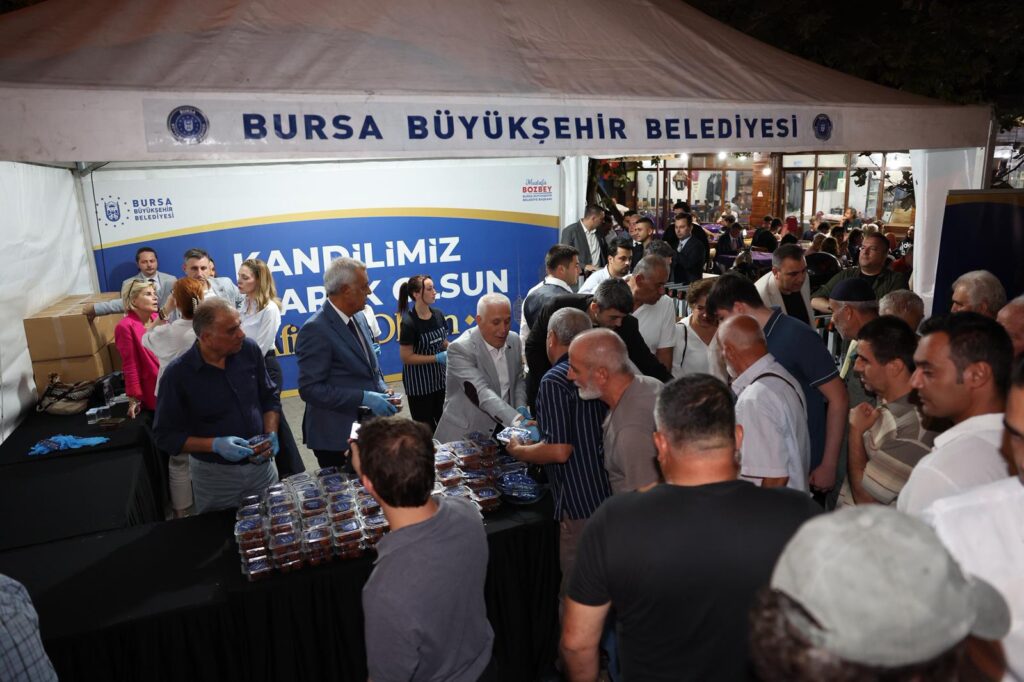 Bursa’da Kandil Coşkusu