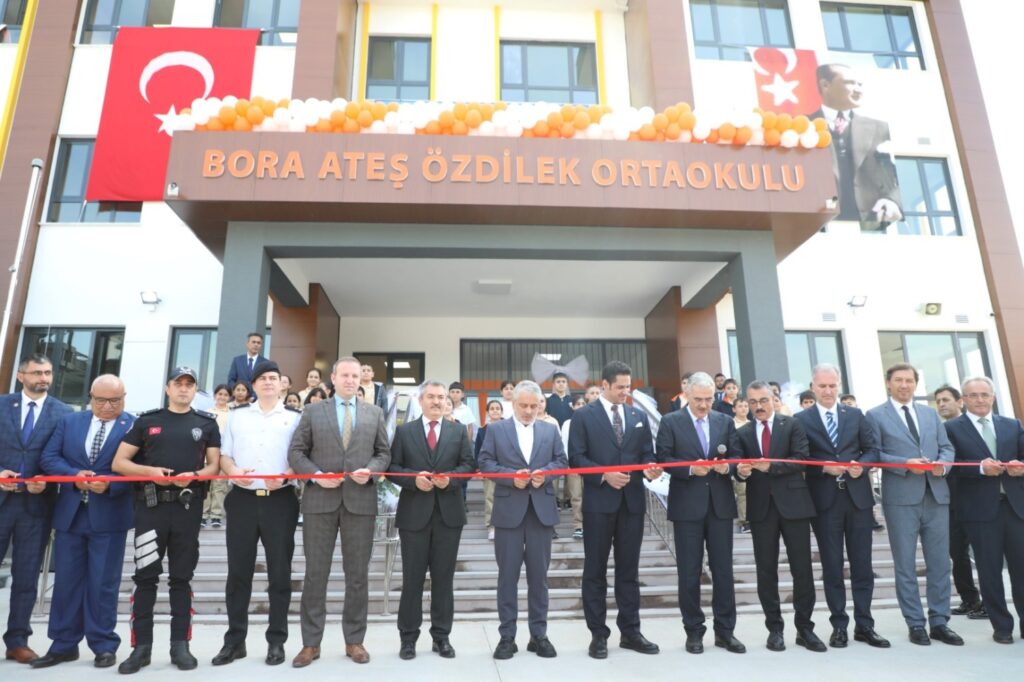 İnegöl’e Yeni Bir Okul Kazandırıldı!