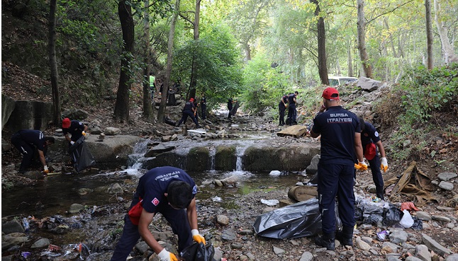 Bursa’da temizlik harekatı sürüyor