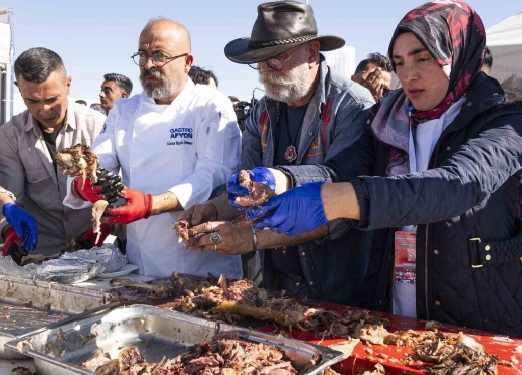Gastro Afyon Festivali 300 bin ziyaretçi ağırladı