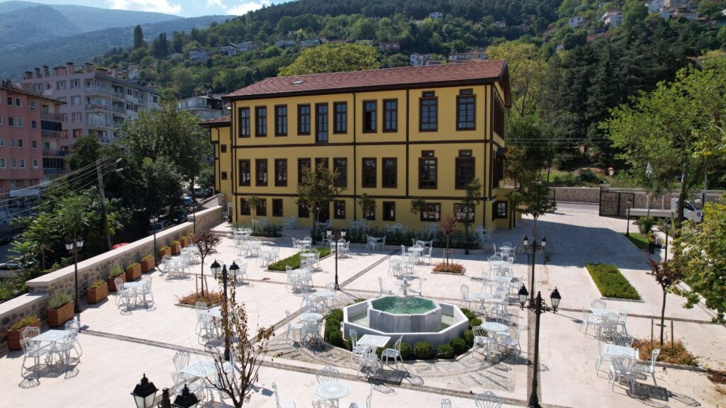 Bursa Düşünce Okulu Kayıtları Başladı