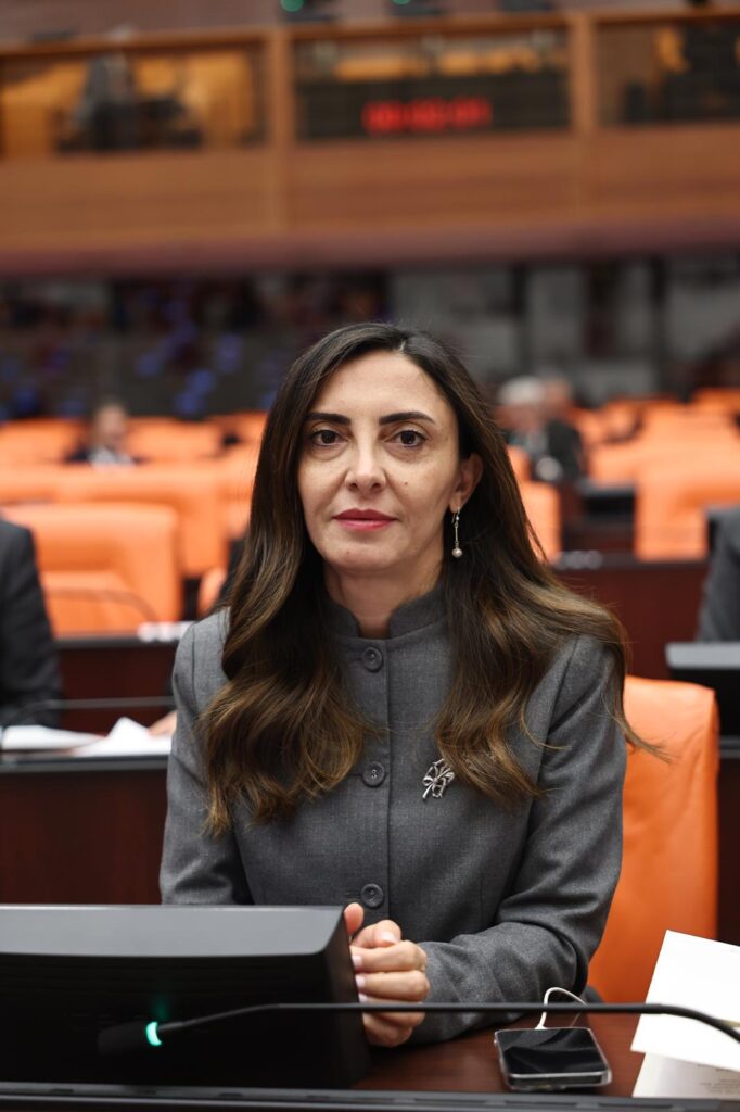 Bursa’da Tekstil ve Mobilya Sektörü İflaslarla Çöküyor