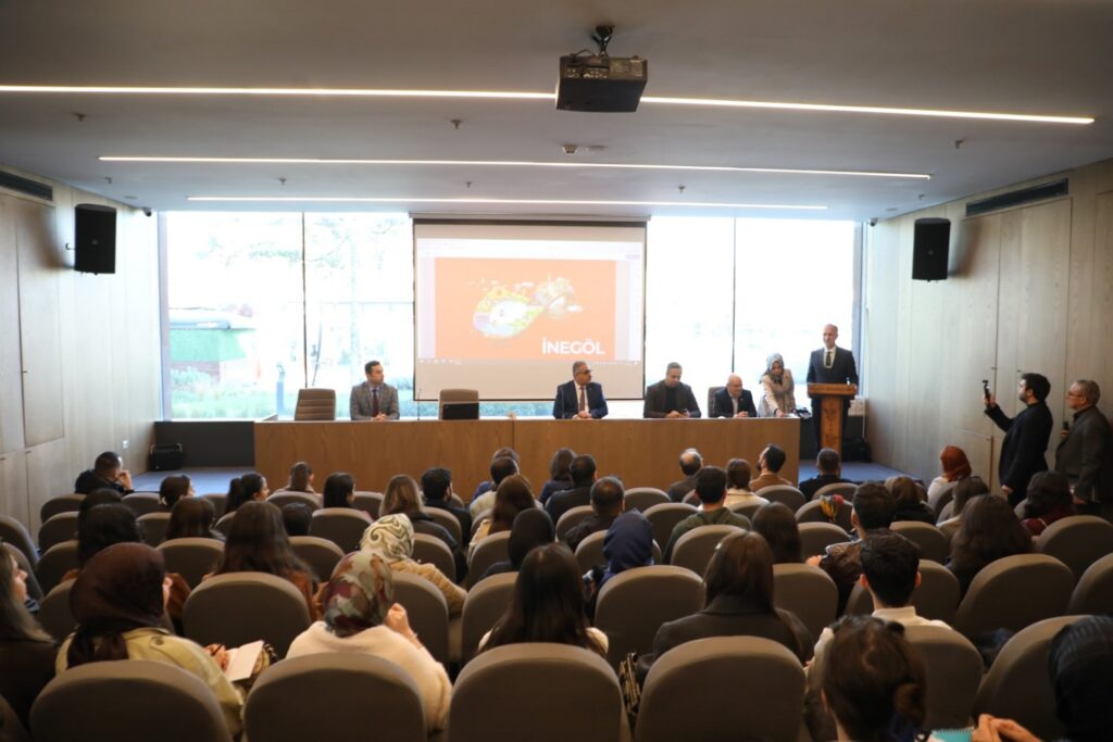 YTÜ’den İnegöl’e Planlama İnceleme Gezisi