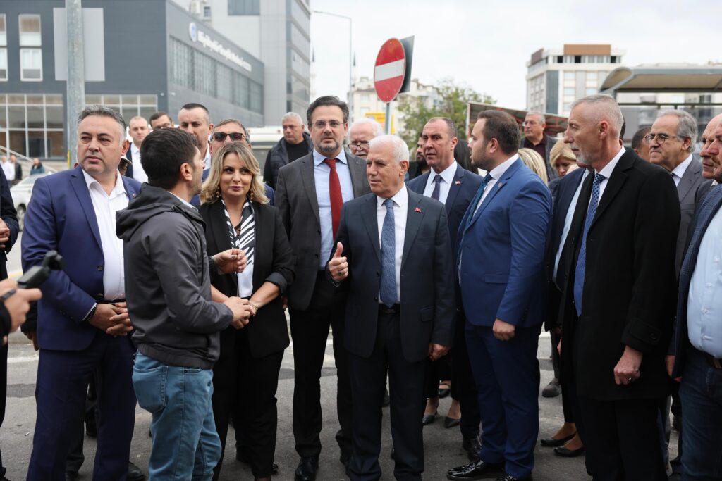 Orhangazi’de Eski Terminal Dönüşümü Başladı