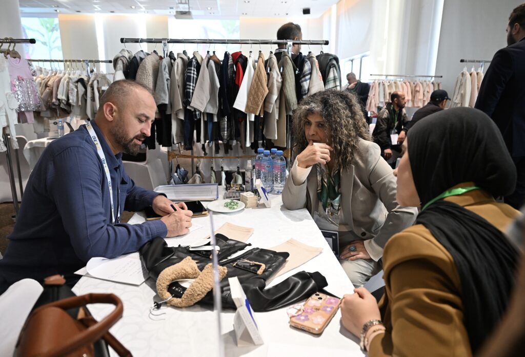 Cezayir’de Bursa Rüzgârı Esiyor