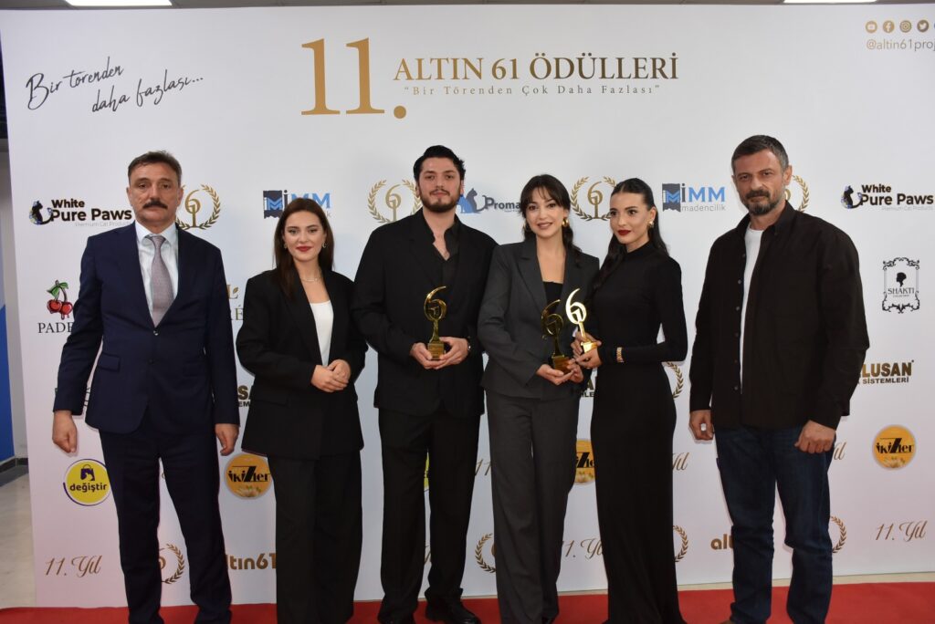 Gecenin Parlayan Yıldızı: Kuruluş Orhan