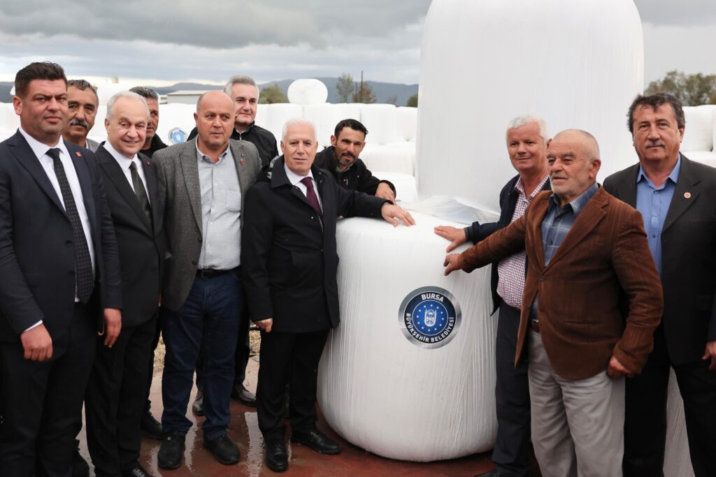 Çiftçiye Silaj Paketleme Desteği