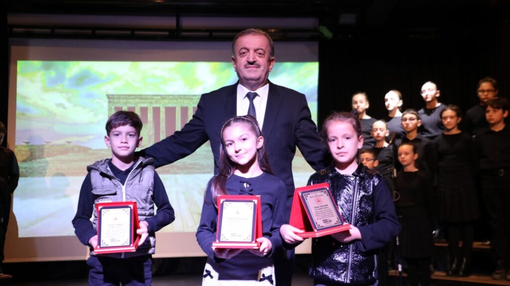 İnegöl’de 09.05’te Hayat Durdu