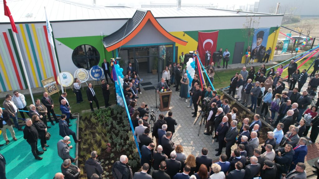 Bursa’ya İlk Gece Kreşi