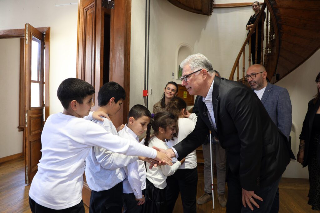 Mudanya Sanatta Engelleri Kaldırdı