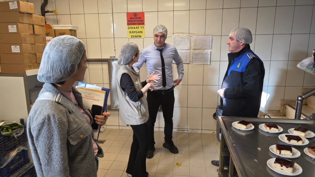 Gemlik’te Habersiz Hijyen Baskını