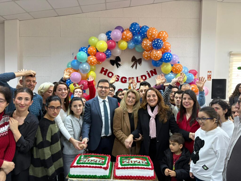 Engelleri Aşan Renkli Kutlama