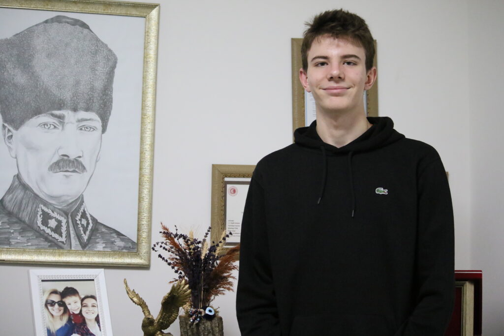 Pistsiz Kentin Yarışçı Umudu: Efe Kabataş