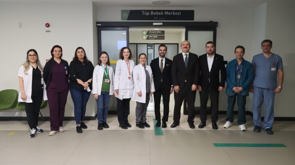 Bursa Şehir Hastanesi Tüp Bebek Merkezi’nde İlk Bebek Dünyaya Geldi