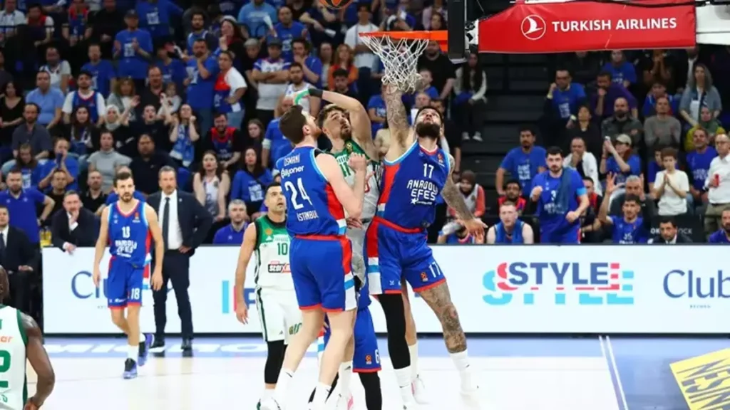Anadolu Efes Yeni Yılın İlk Maçına Çıkıyor