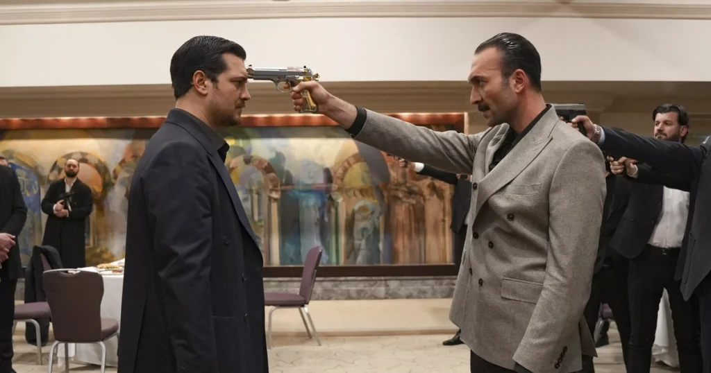 EŞREF RÜYA’DA SİLAHLAR ÇEKİLDİ!