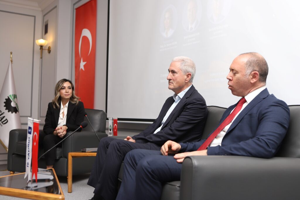 Alternatif model kavgası yaşanıyor