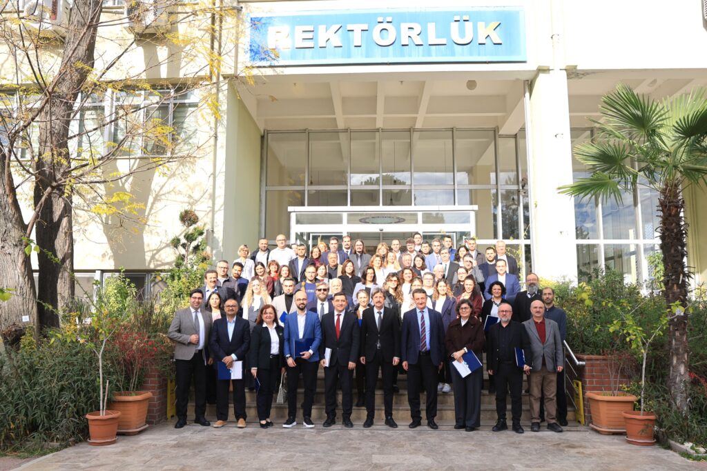 BUÜ’de Bilimsel Zirve