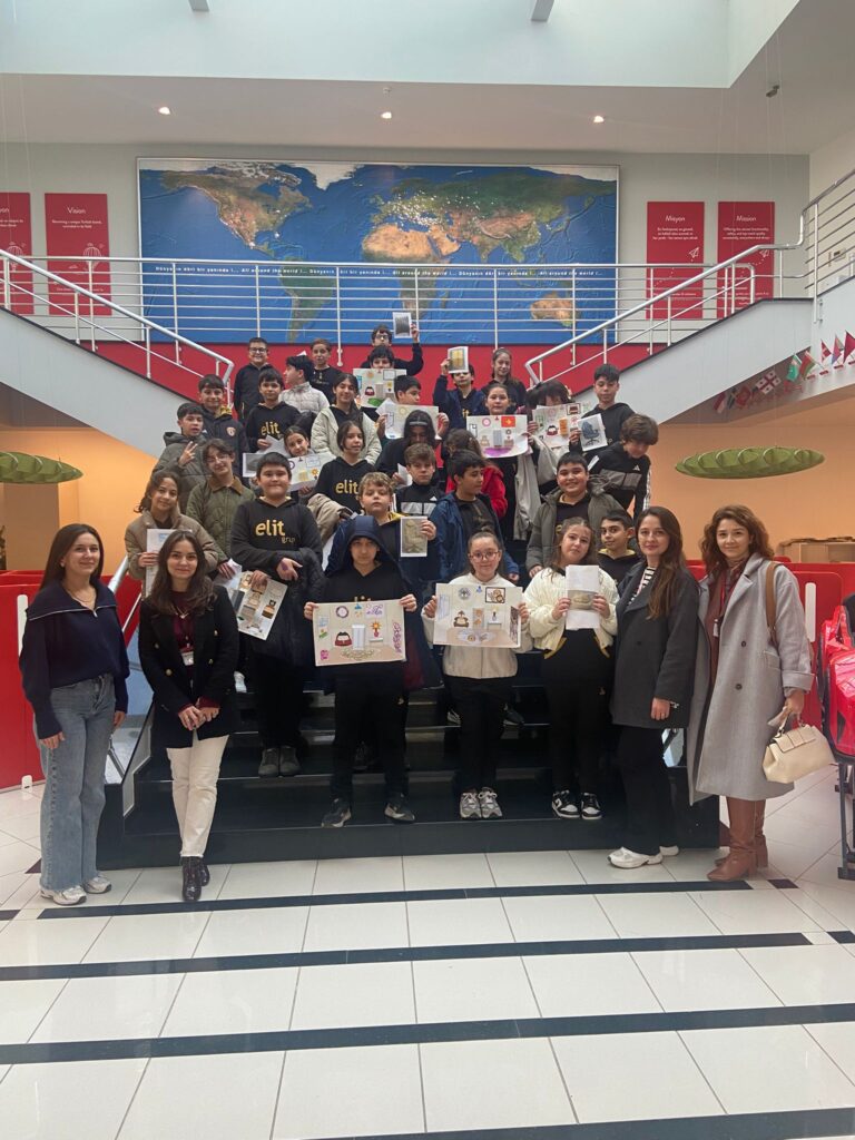 Çilek’te Geleceğin Tasarımcıları Fabrikada Buluştu