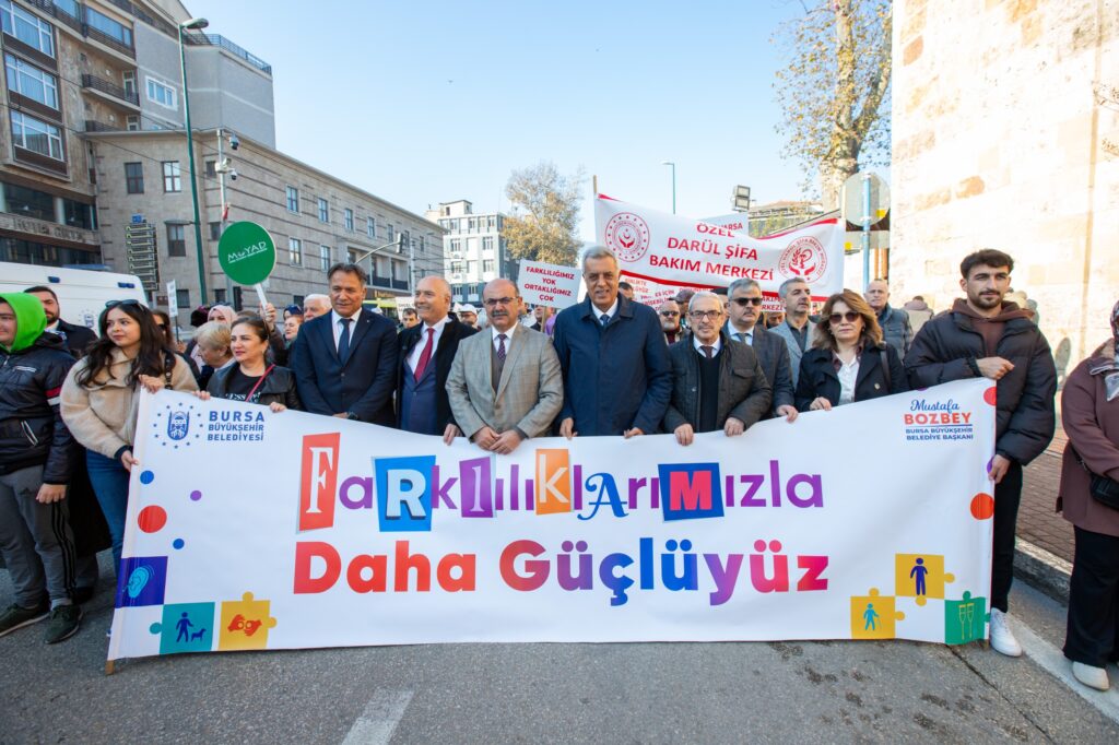 Engelsiz Bursa İçin Yürüdüler