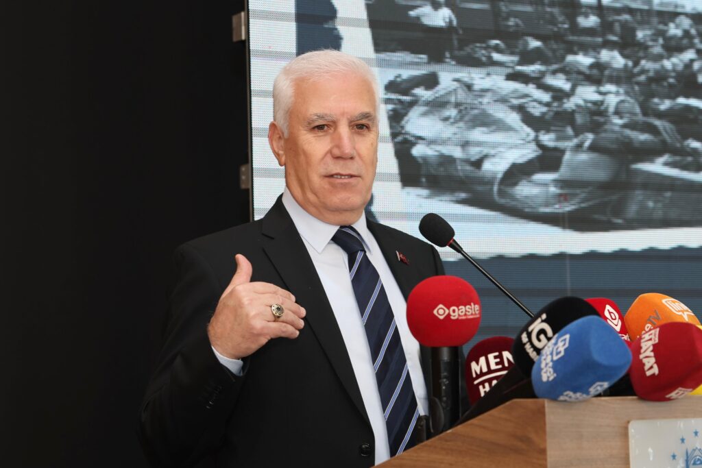 Göçmen Torunları Sahaya İniyor