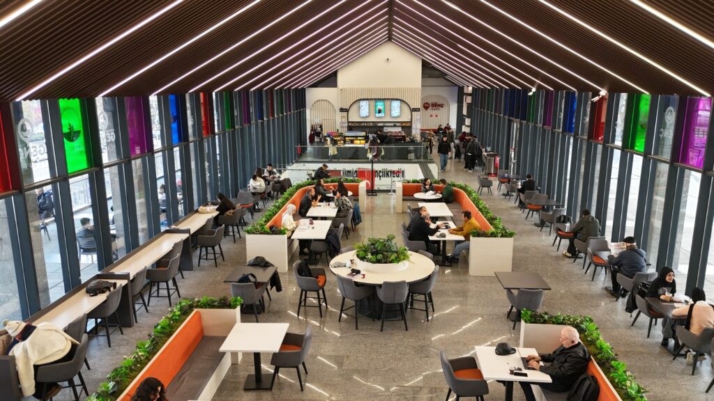 Osmangazi Genç Kafe’lere Akın Ediyor