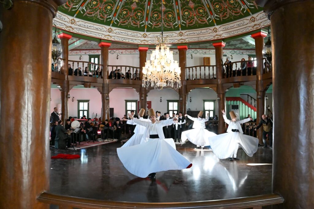 Bursa’da Mevlâna Işığı Parladı