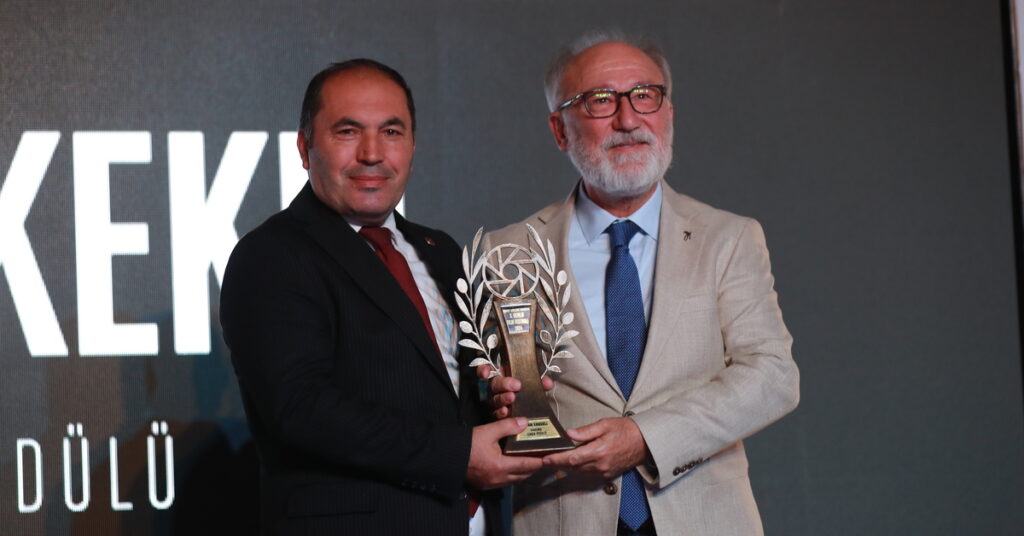 6. Esenler Film Festivali’nden Altan Erkekli ve Serpil Tamur’a Onur Ödülü