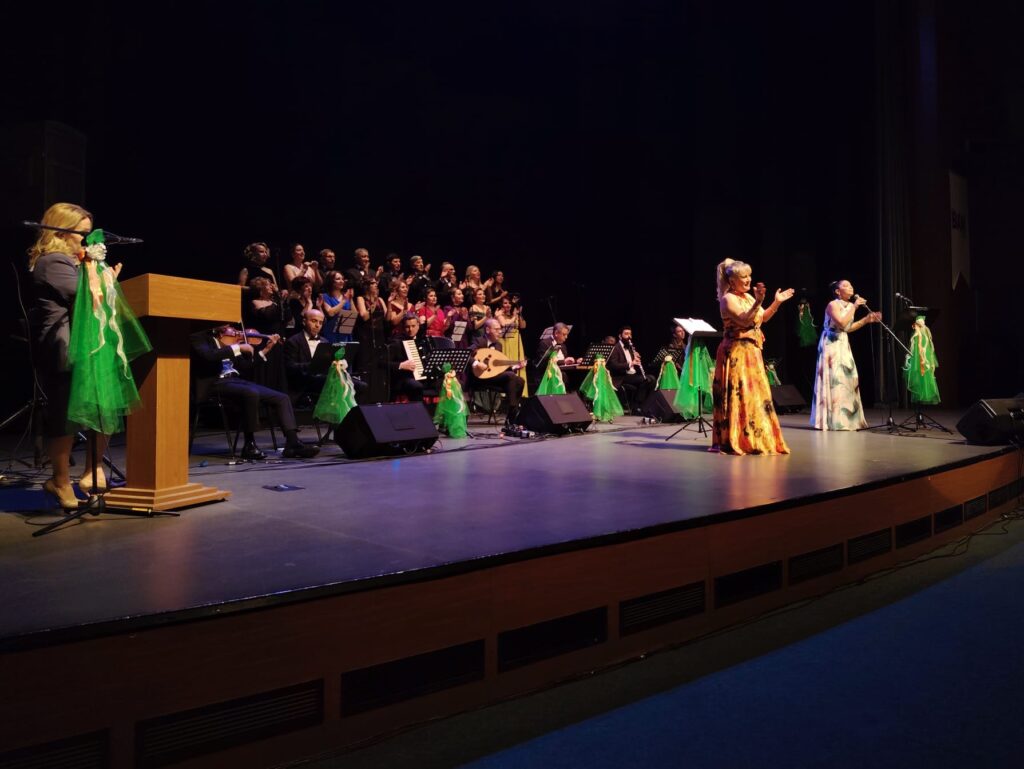 Yarım Asırlık Arşiv Sahnede