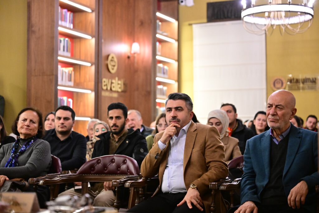 Milli Şaire Büyük Vefa