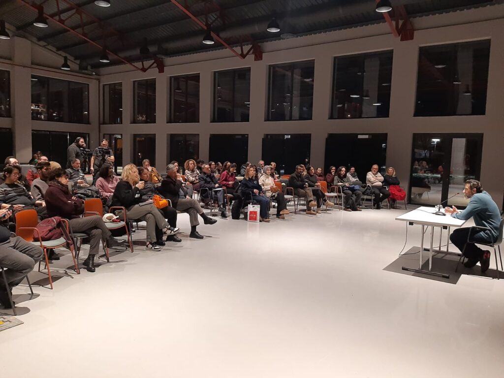 Nilüfer’de Sosyolojinin Kurucusu Durkheim Mercek Altına Alındı