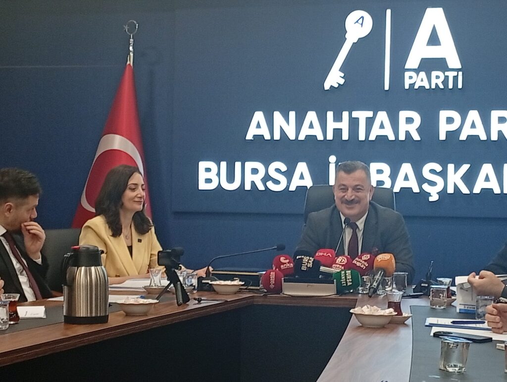 Dönüşüm Krizi Daha Derinleştiriyor