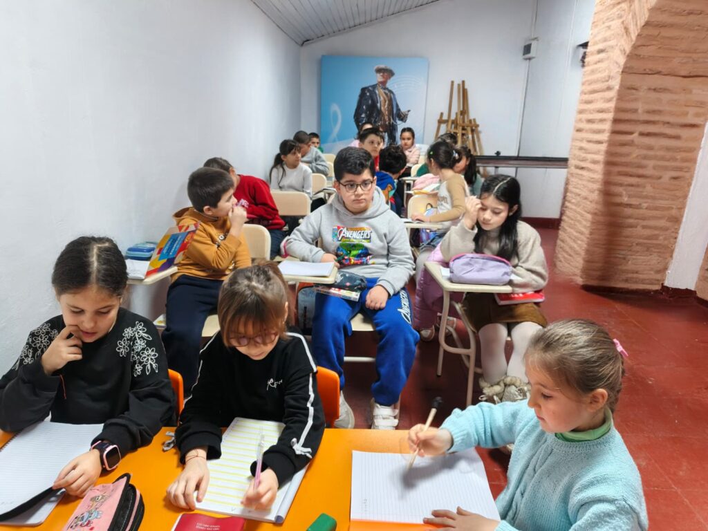 Gemlik’ten Dil Hizmeti