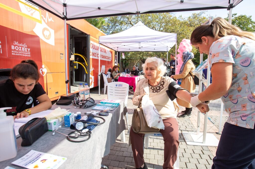 Büyükşehir şifa dağıtıyor