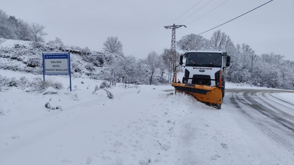 Kapalı Köy Yolu Kalmadı