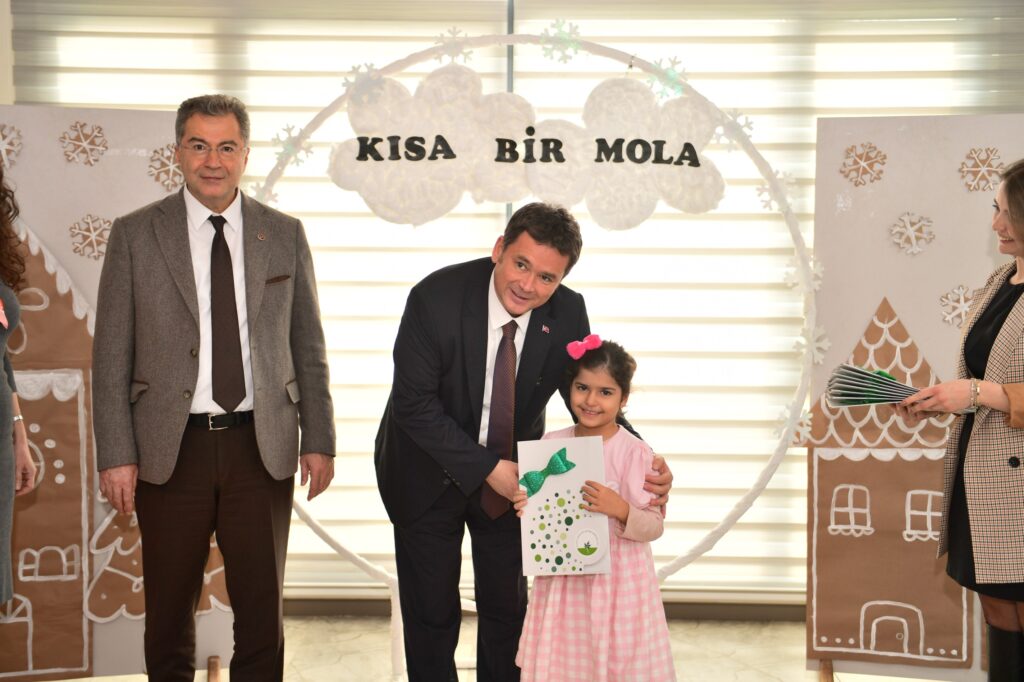 Başkan Aydın’dan Karne Sürprizi