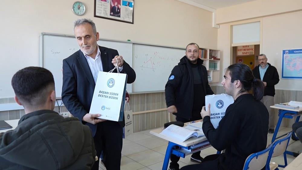 Kestelli Gençler Ücretsiz Geziyor