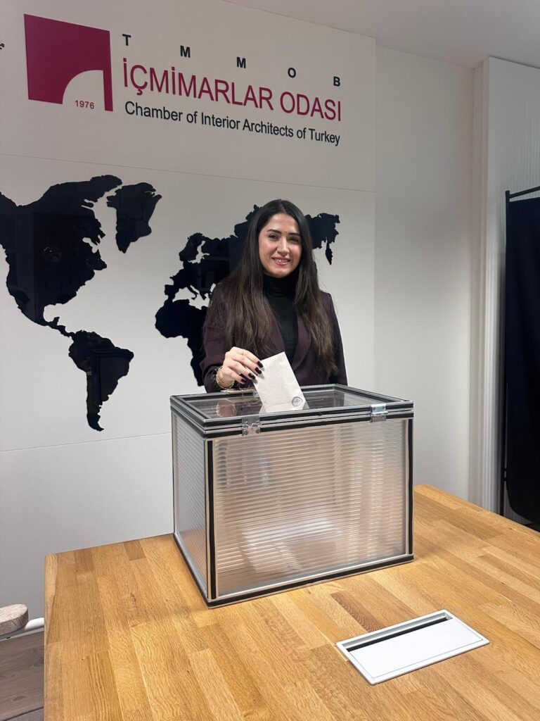 İçmimarlarda Nehir Özbey Dönemi