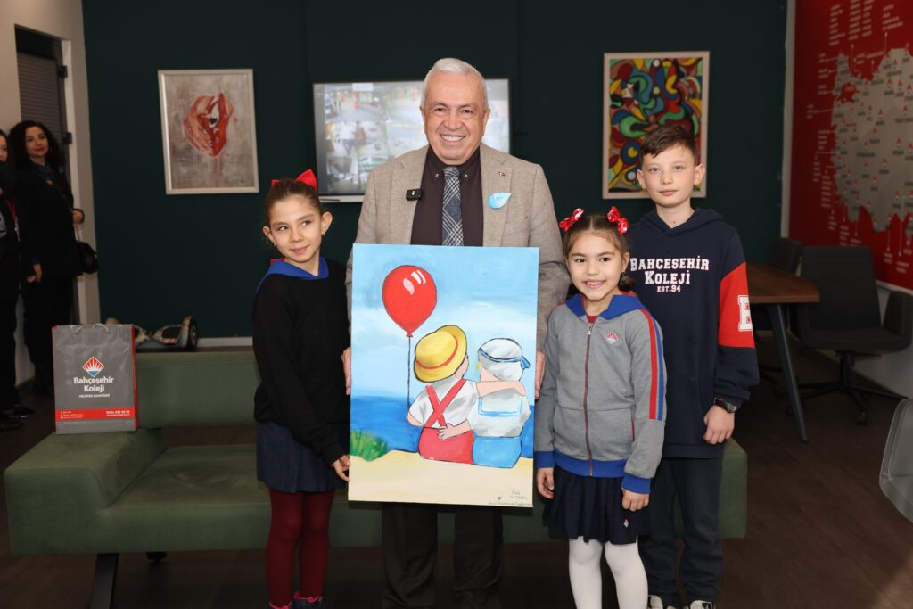 Küçük İpek’e Başkan Sürprizi