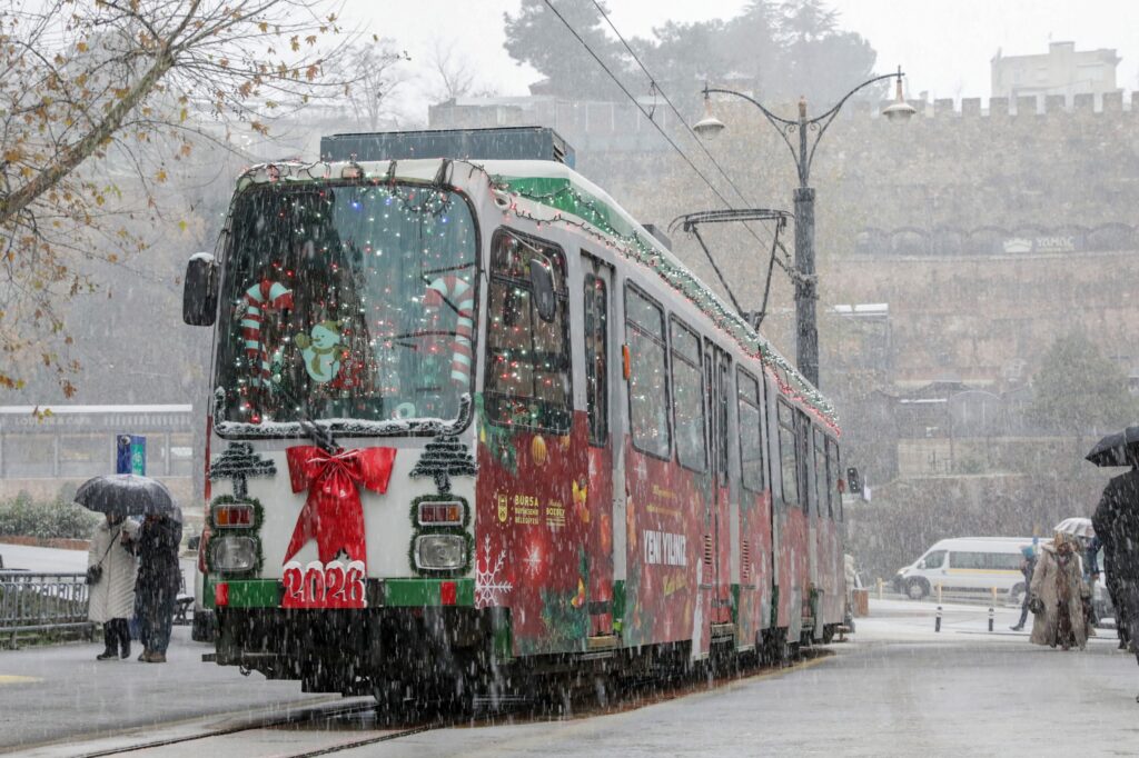 Bursa’da Nostaljik Yılbaşı Işıltısı