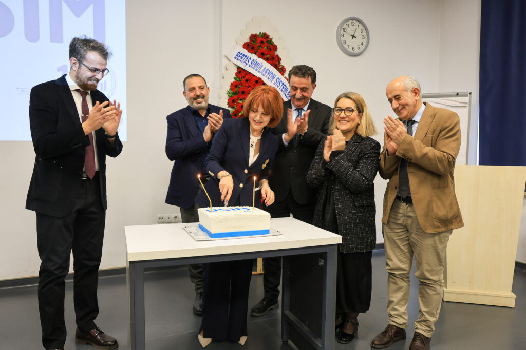 USİM Onuncu Yılını Kutladı