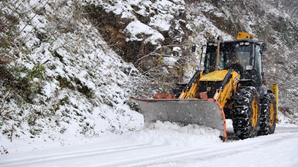 Yıldırım’da Kar Mesaisi Başladı