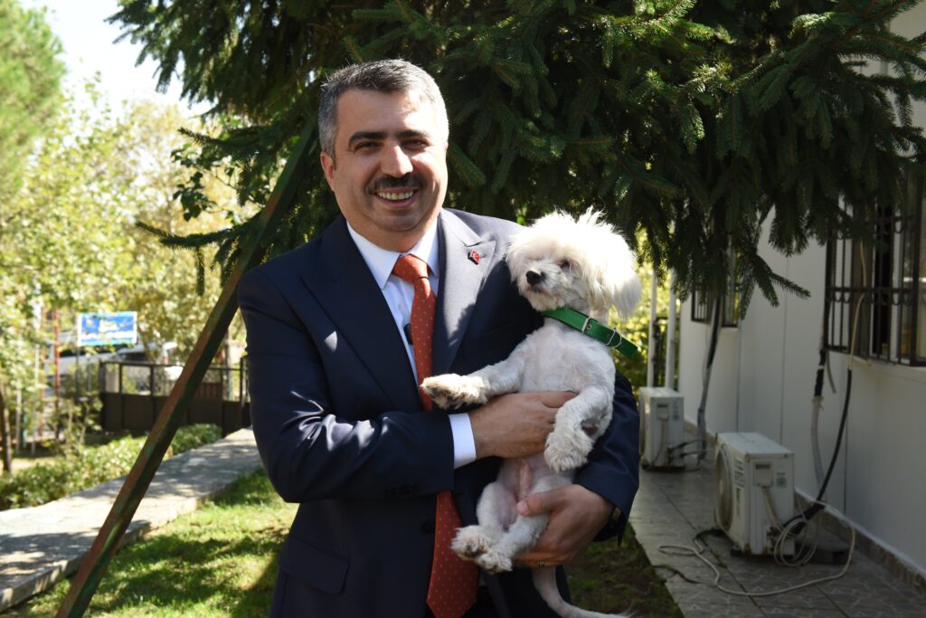 Can Dostlara Sıcak Yuva