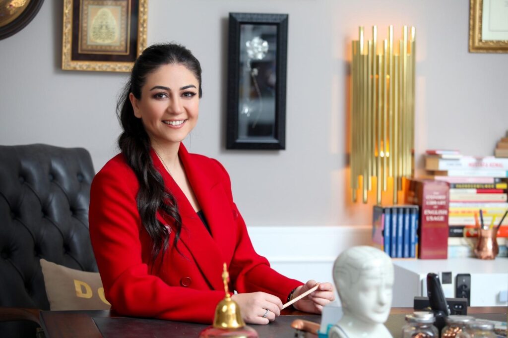 Türk Dil Bilimci Seda Yekeler’den Yerli Deneyimle Küresel Dil Öğrenme Cihazı