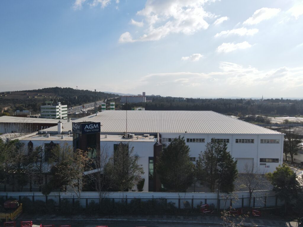 Mıstaçoğlu Holding, 1 Milyon Akıllı Telefon Üreterek 400 Milyon Dolar Değerinde Üretim Yaptı