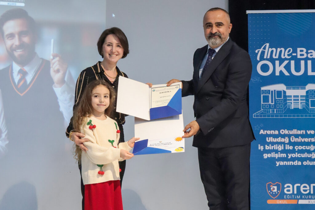 Arena Eğitim Kurumları’nda Anne Baba Okulu’nun İkinci Dönem Coşkusu