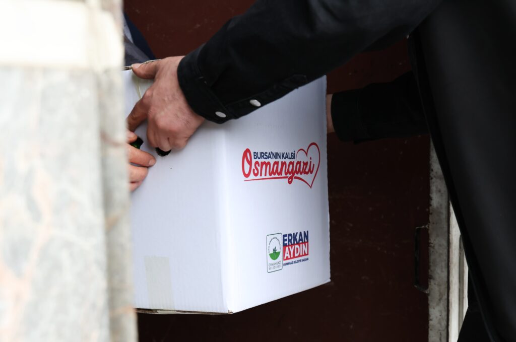 Osmangazi’de Ramazan Kolisi Dağıtımı Devam Ediyor