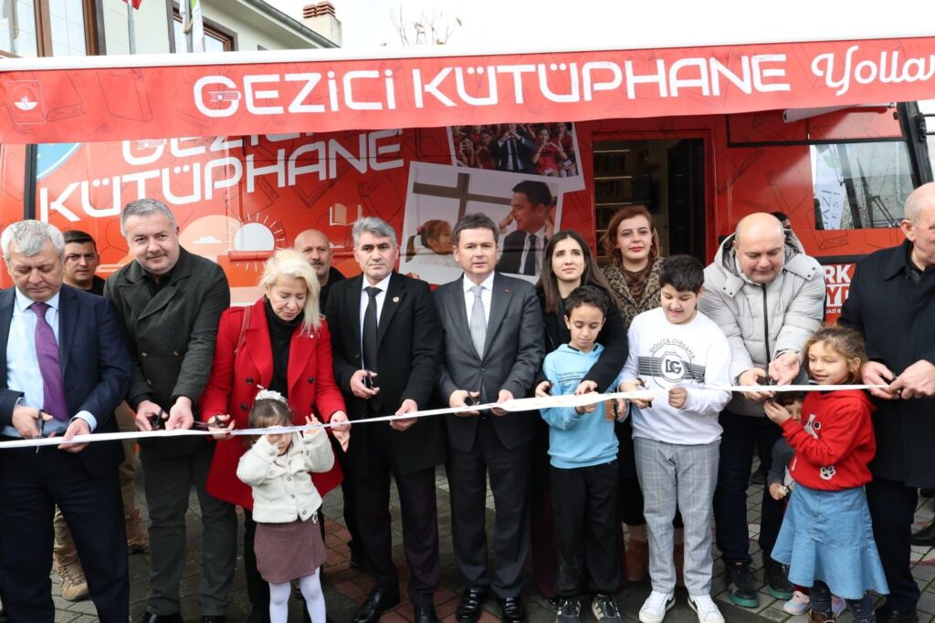 Çocuklara Gezici Kütüphane Müjdesi