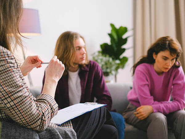 Sevgi Değil Bu: Aşırı Bağımlılığın Gölgesinde Şiddet